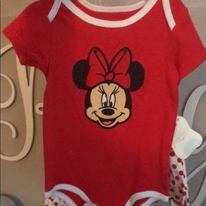 Minnie Mouse outfit NWT 3-6 months